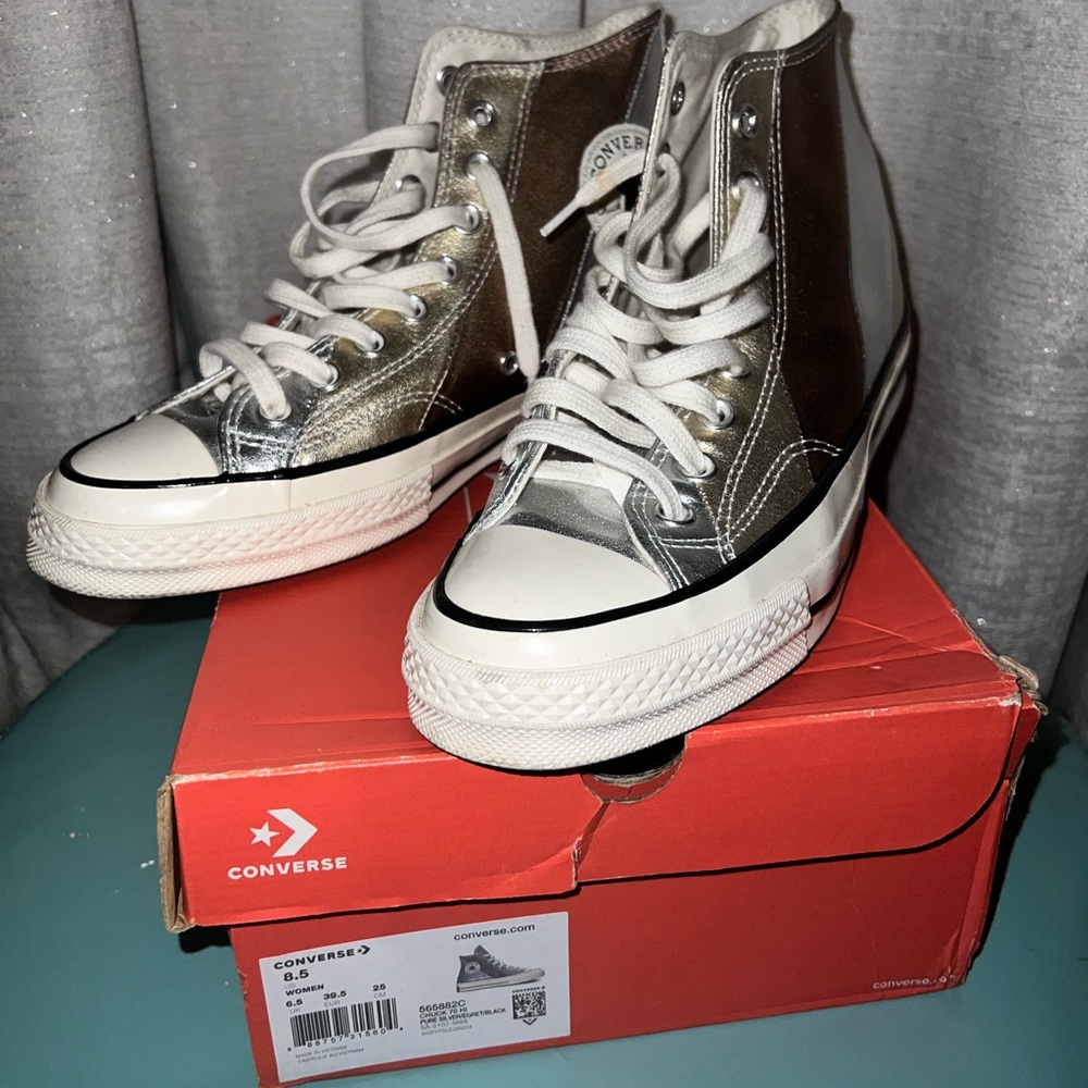Women’s Converse